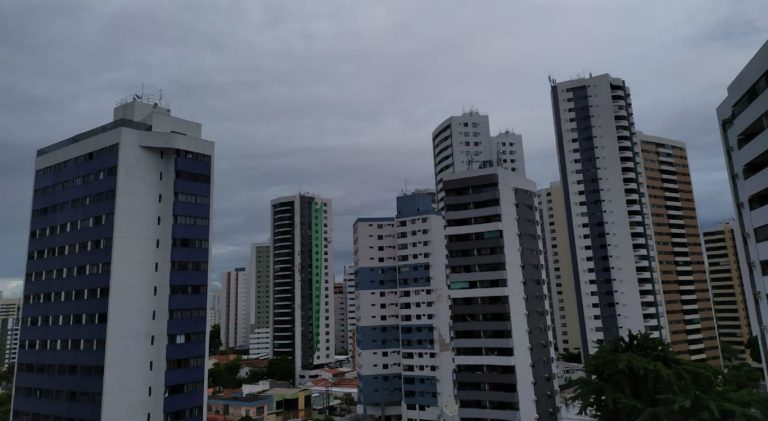 Apac emite aviso de chuva moderada a forte na RMR e Zona da Mata