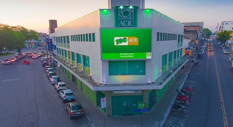 Entidades comerciais arrecadam doações para pequenos empreendedores em Caruaru