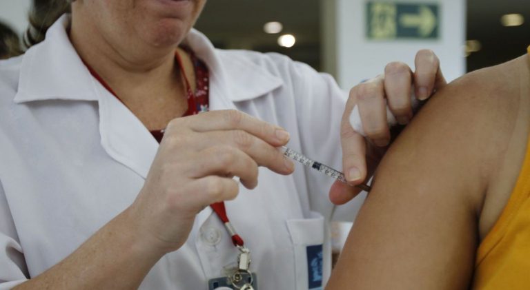 Cronograma de vacinação contra gripe em Caruaru tem alterações