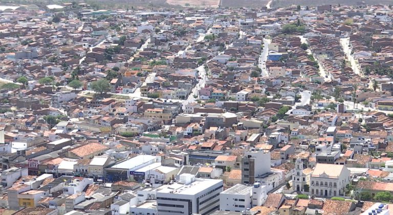 Pesqueira estabelece medidas mais rígidas de isolamento com toque de recolher