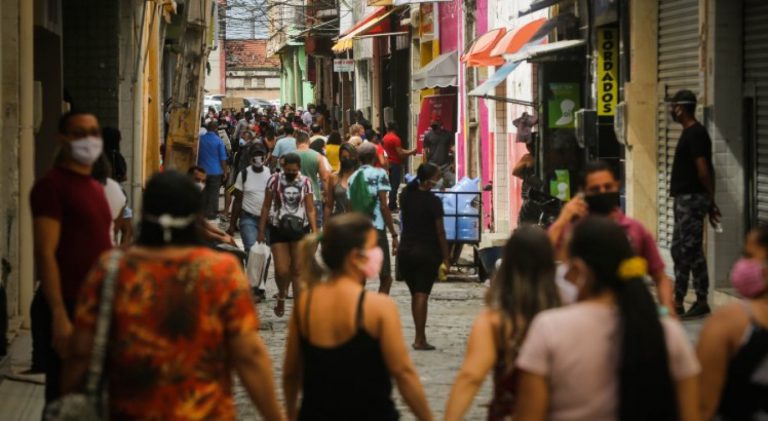 Comércio reabre em algumas cidades de Pernambuco nesta segunda