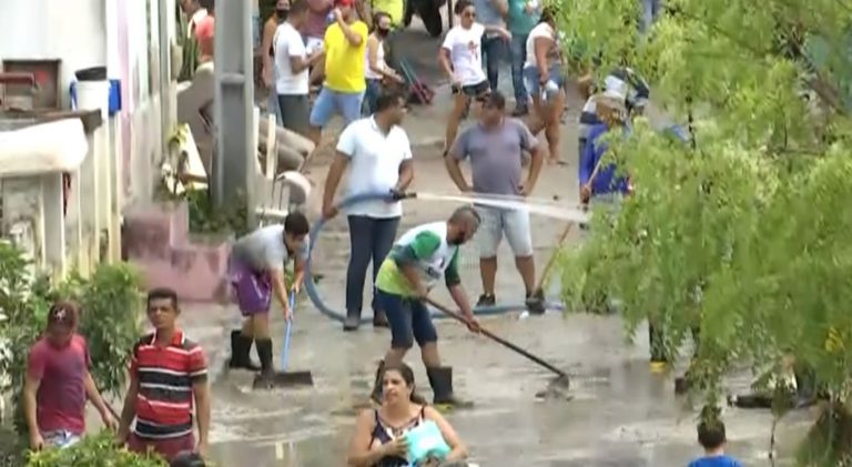 Chuva deixou cerca de 300 desabrigados em Sanharó, no Agreste