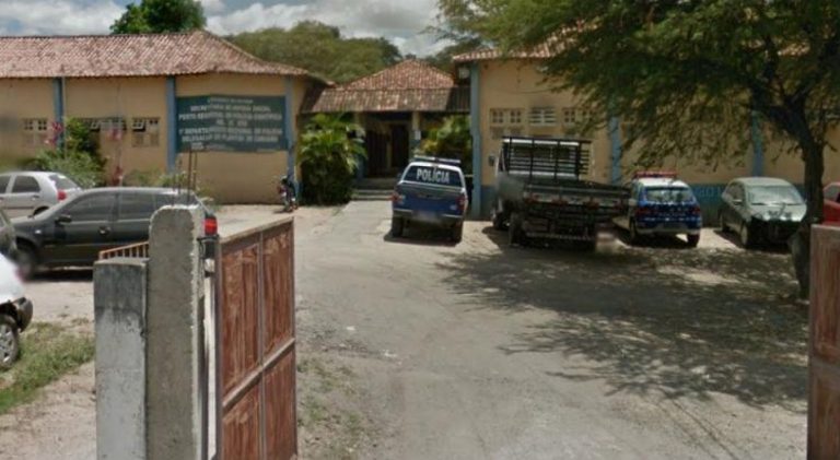 Suspeito assalta salão de beleza e rende quatro mulheres em Caruaru