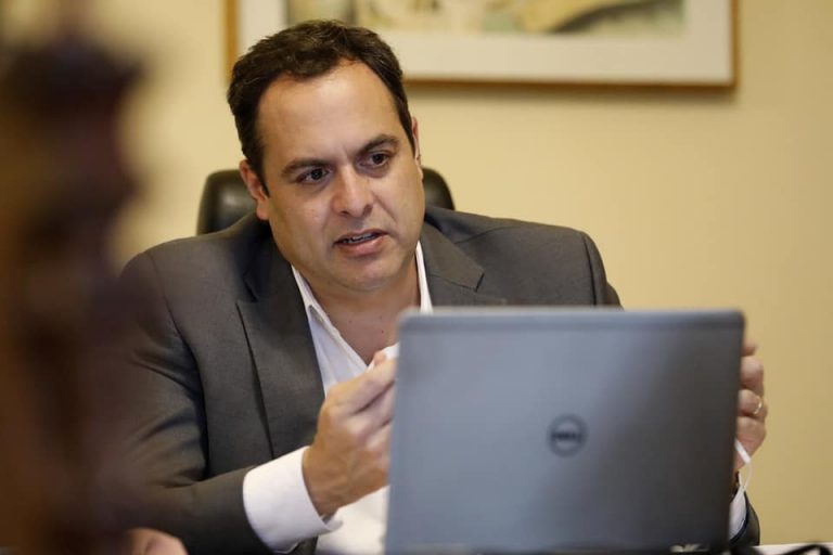 Governador Paulo Câmara anuncia lockdown de 10 dias em Pernambuco