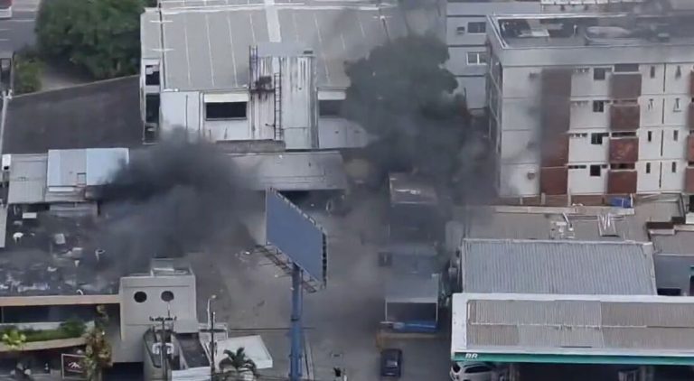 Incêndio atinge restaurante Macunaíma de Boa Viagem; ninguém ficou ferido