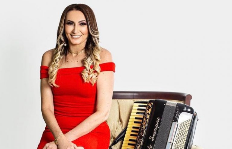 Morre Rita de Cássia, autora de ‘Meu Vaqueiro, Meu Peão’ e ‘Saga de Um Vaqueiro’